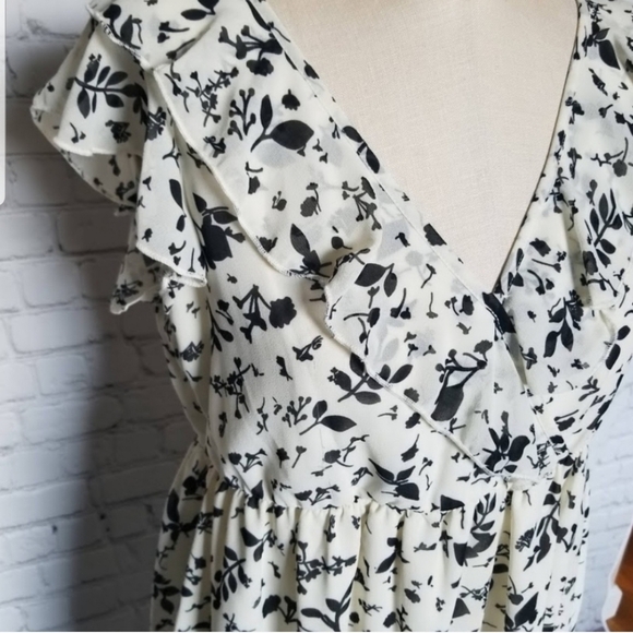 Converse One Star Black and white dress
size small - Picture 1 of 7